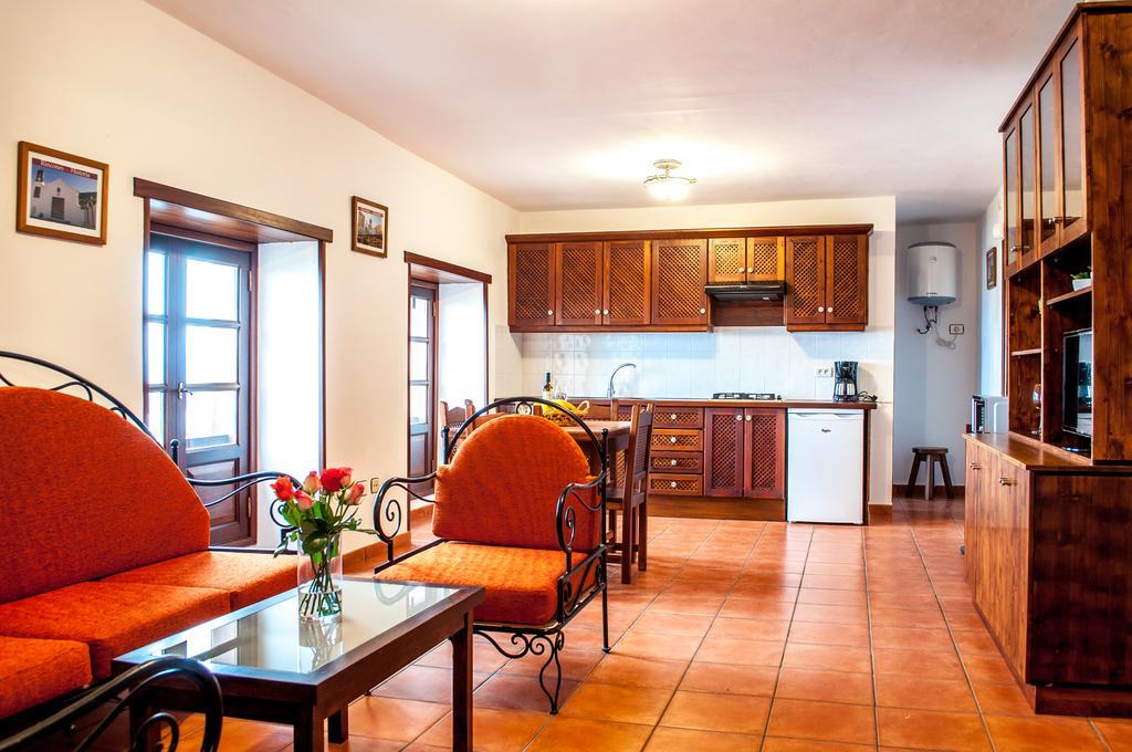 Holidaynorthtenerife Caserio Rural Los Charcos Icod De Los Vinos Room photo